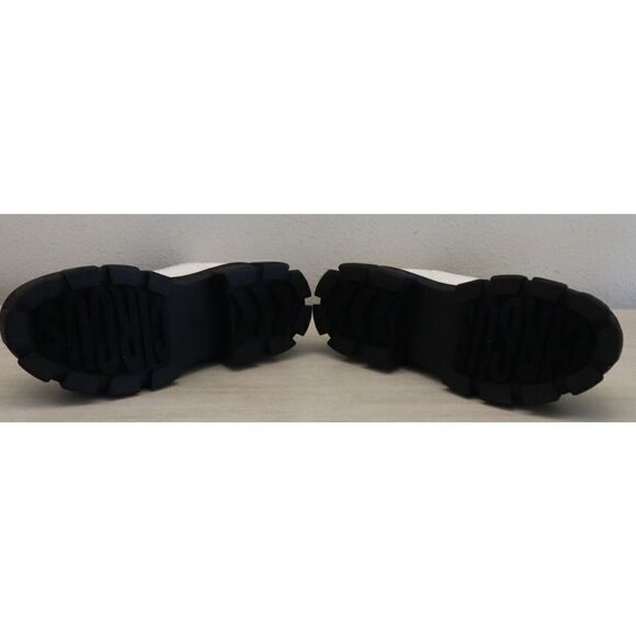 Circus NY H1412S3100 Women's Sz 6.5M White Darielle Lug Sole Chelsea Boots $100 - Picture 4 of 10